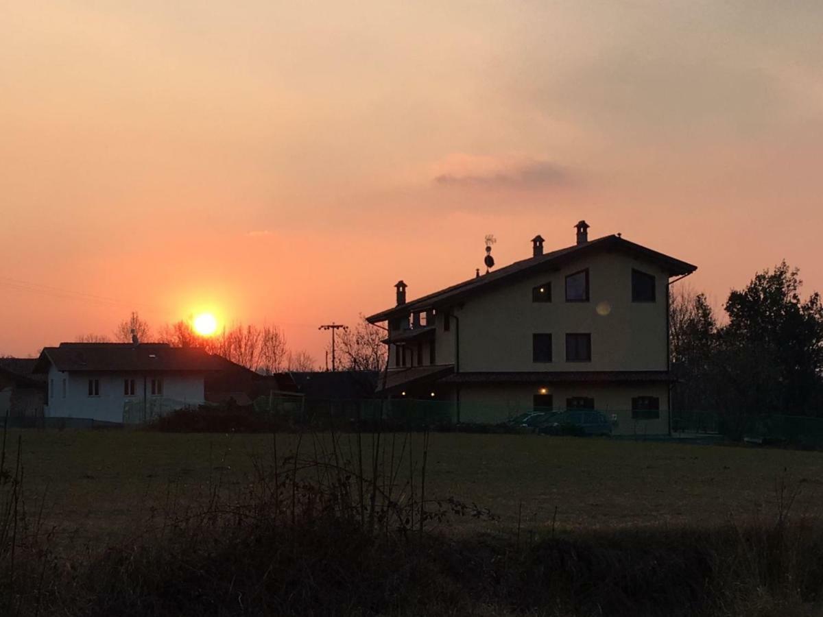 Castellamonte La Bella Dormiente B&B المظهر الخارجي الصورة